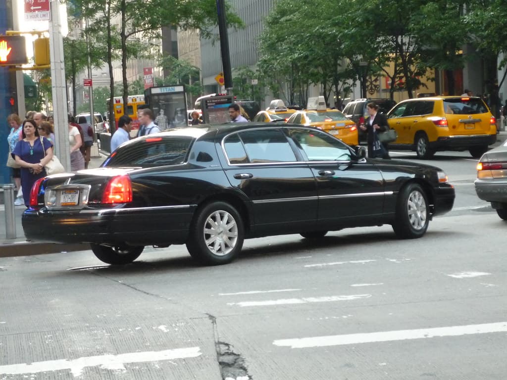 Best JFK Car Service Providing Premium Black Car Airport Experiences