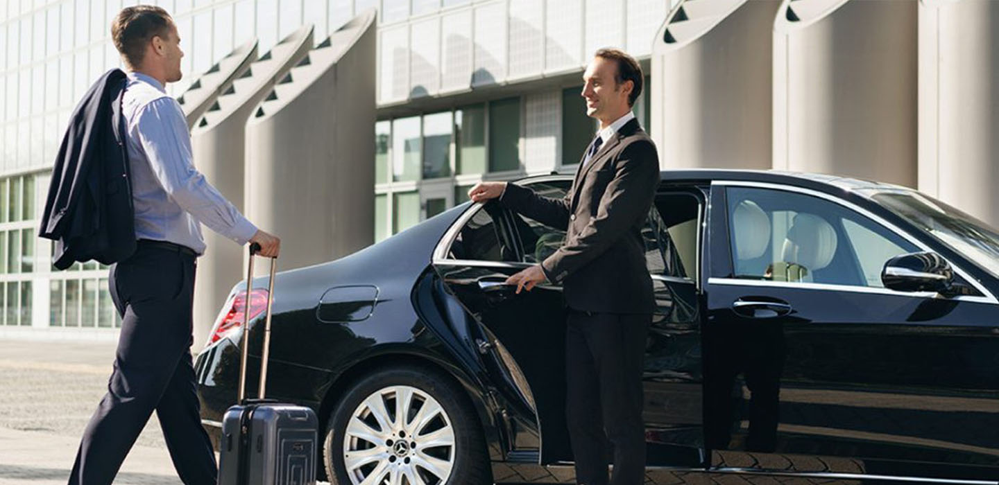 Why Choose Mercedes Sprinter limo Rhode Island for Corporate Transportation